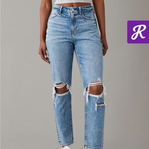 American Eagle strigid ripped mom jeans